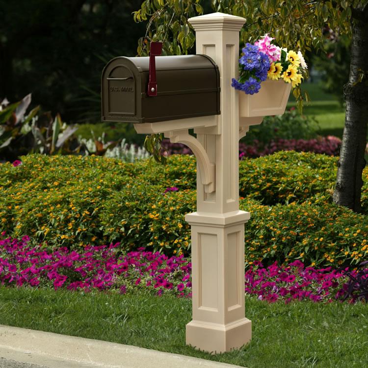 Mayne Westbrook Plus Mail Post